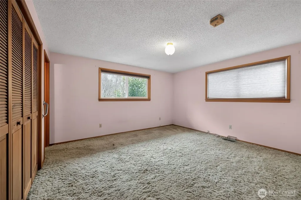 716 Garden Hill Road Elma WA 98541