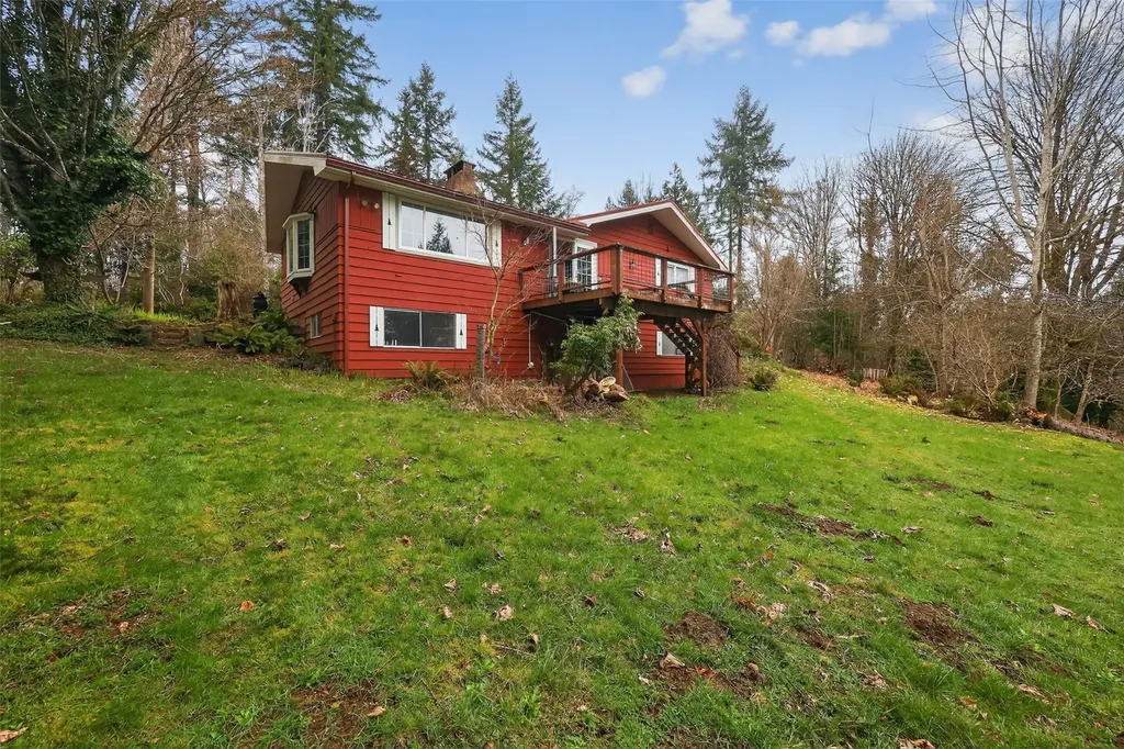 716 Garden Hill Road Elma WA 98541