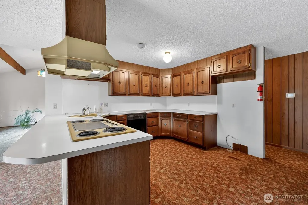 716 Garden Hill Road Elma WA 98541