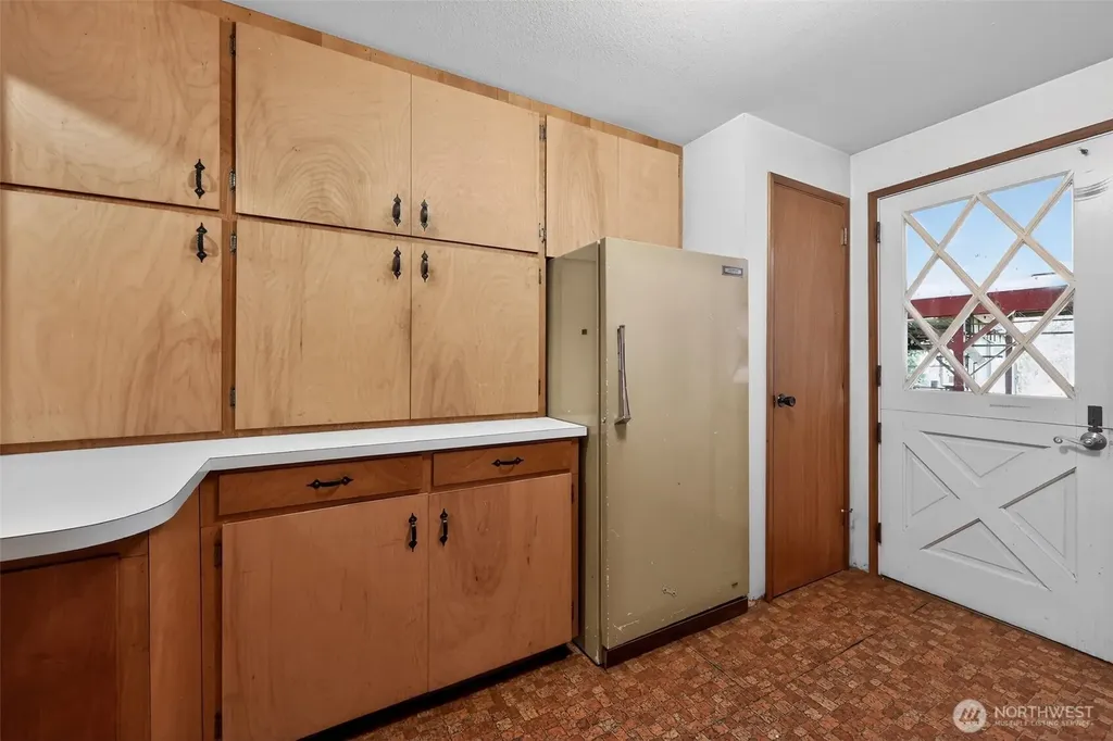 716 Garden Hill Road Elma WA 98541