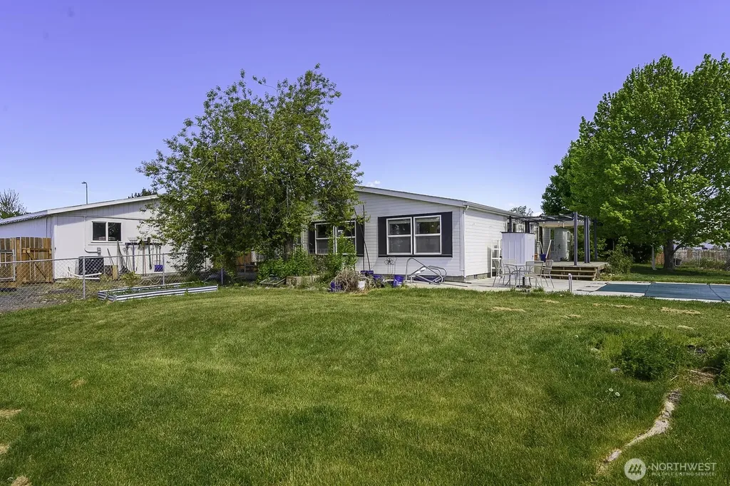 6293 Road 3.3 NE Moses Lake WA 98837
