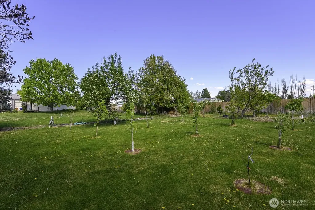 6293 Road 3.3 NE Moses Lake WA 98837