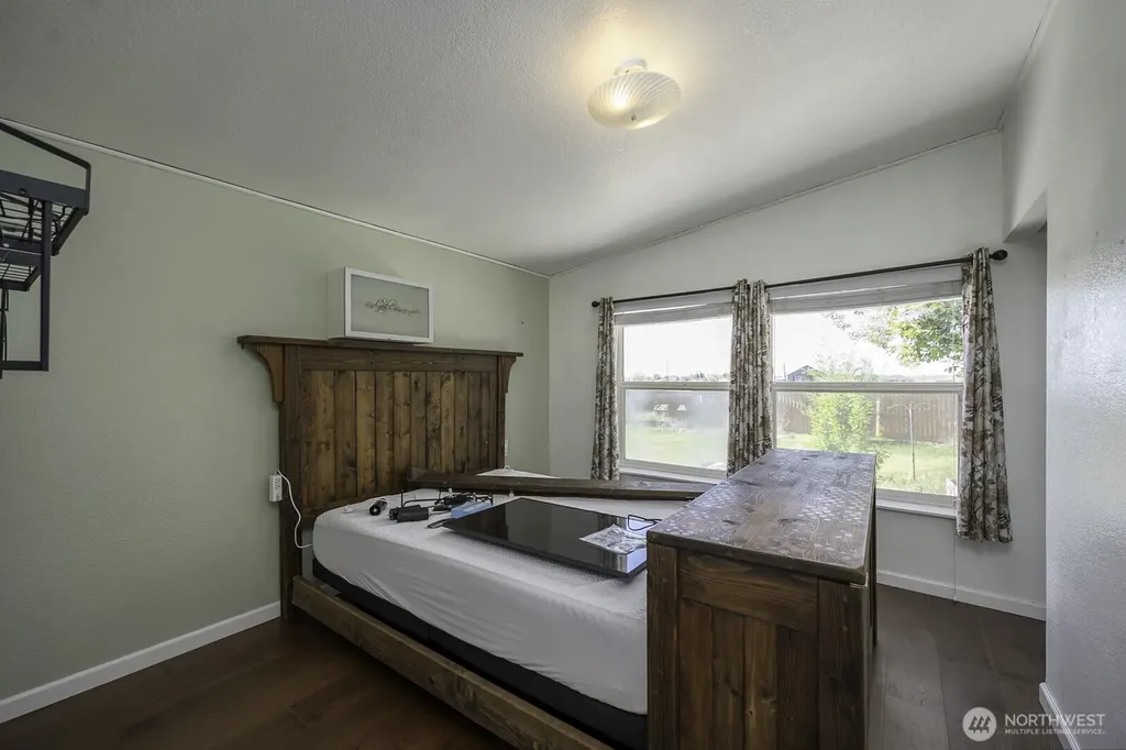 6293 Road 3.3 NE Moses Lake WA 98837