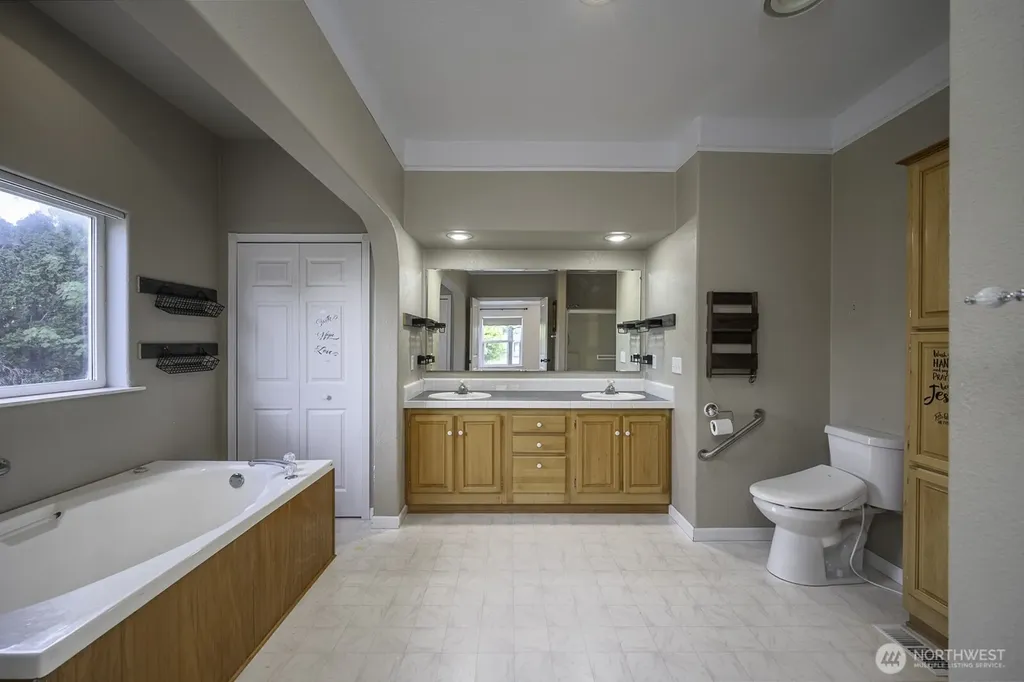 6293 Road 3.3 NE Moses Lake WA 98837