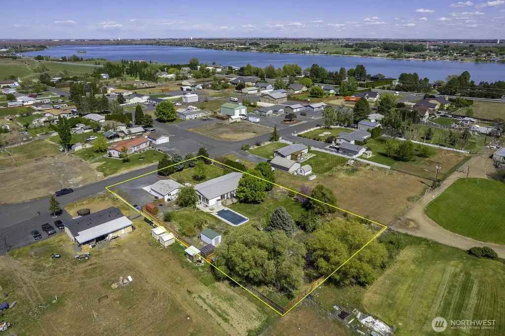 6293 Road 3.3 NE Moses Lake WA 98837