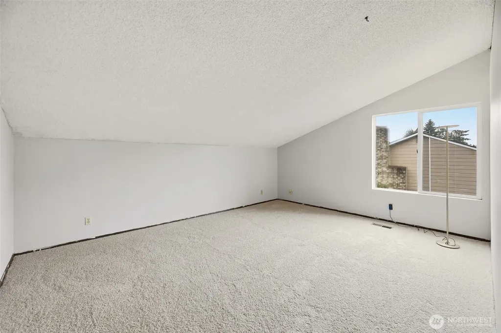 33136 35th Avenue SW Federal Way WA 98023