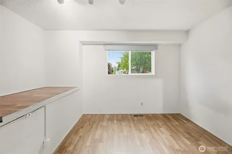 33136 35th Avenue SW Federal Way WA 98023