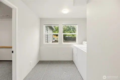 33136 35th Avenue SW Federal Way WA 98023