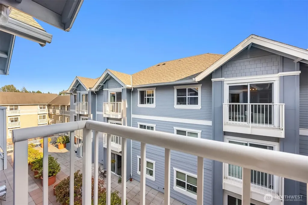 300 High School Road NE Bainbridge Island WA 98110