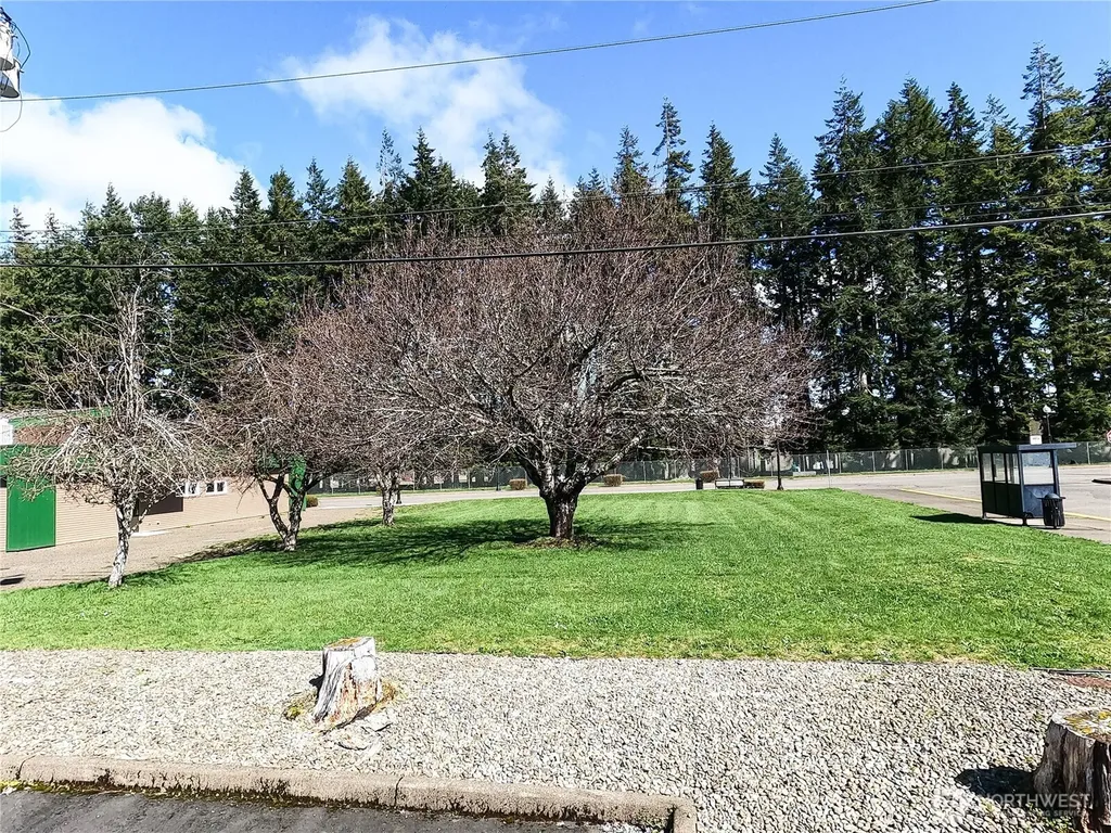 1312 1st Street Cosmopolis WA 98537