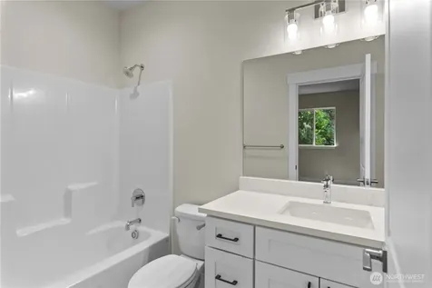 1030 Finch Lane Wenatchee WA 98801