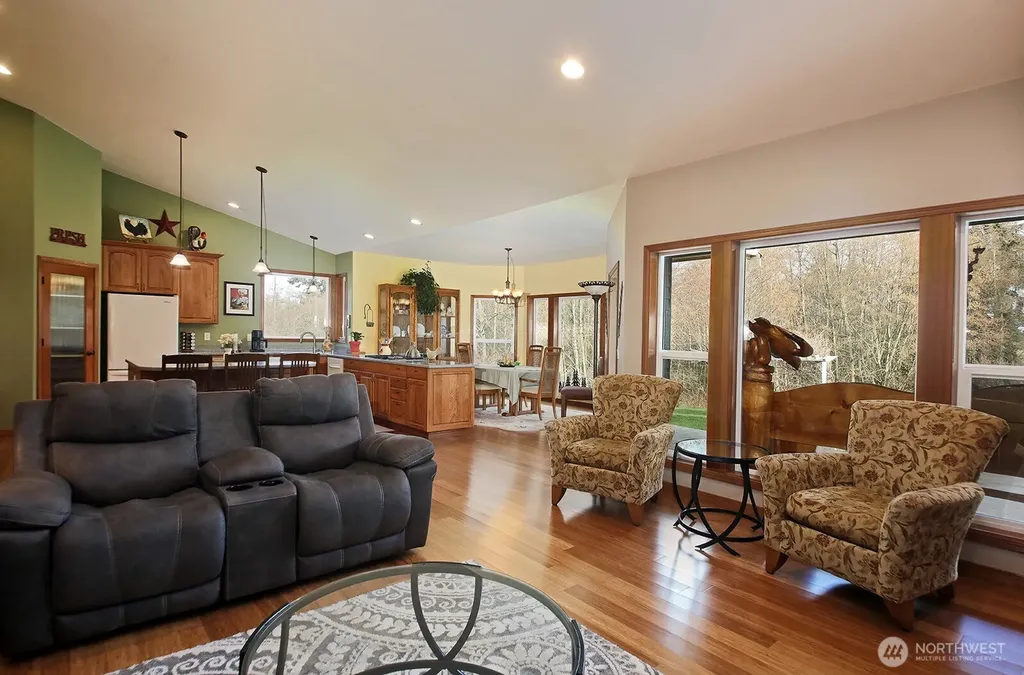 3723 Swede Hill Road Clinton WA 98236