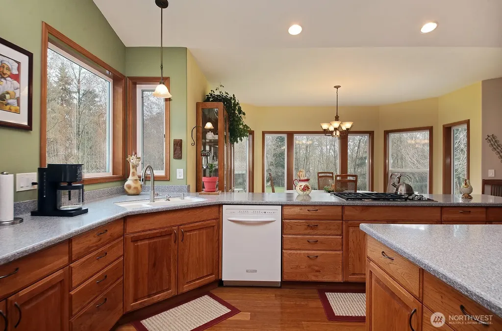 3723 Swede Hill Road Clinton WA 98236