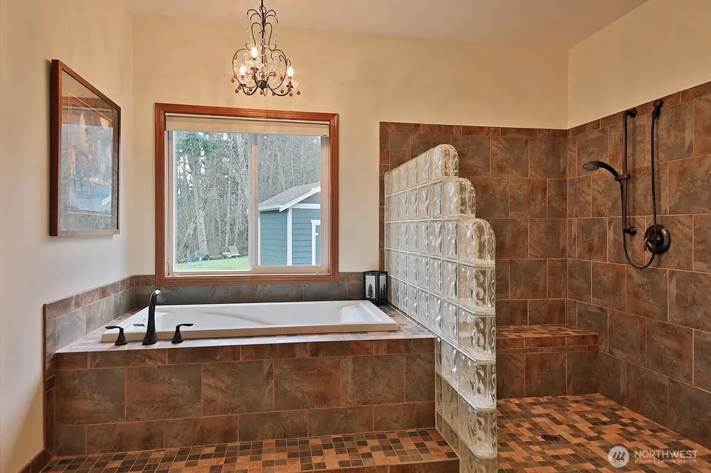 3723 Swede Hill Road Clinton WA 98236
