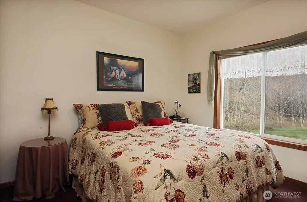 3723 Swede Hill Road Clinton WA 98236