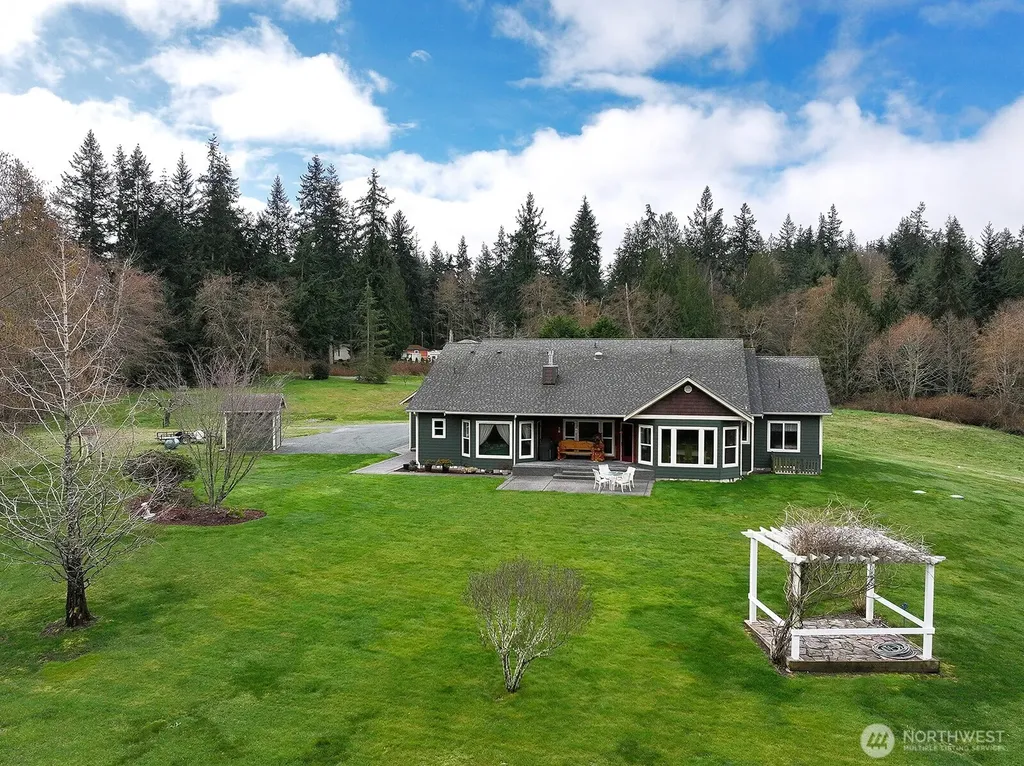 3723 Swede Hill Road Clinton WA 98236