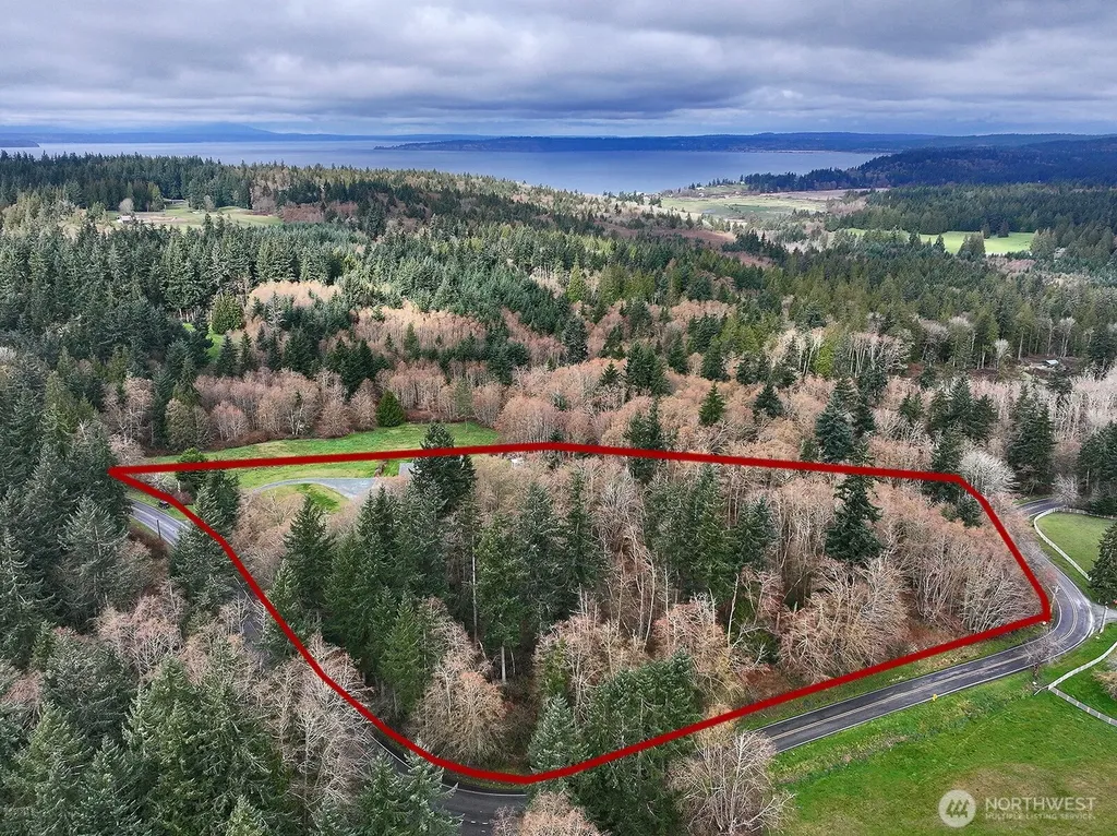 3723 Swede Hill Road Clinton WA 98236