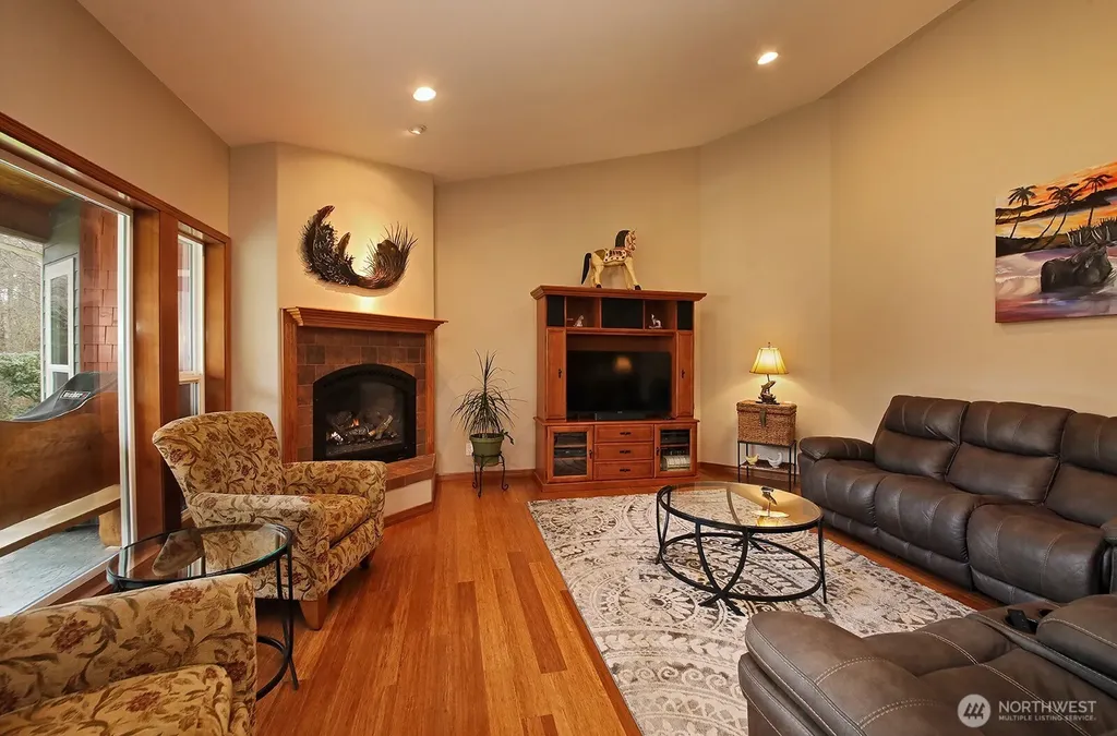 3723 Swede Hill Road Clinton WA 98236