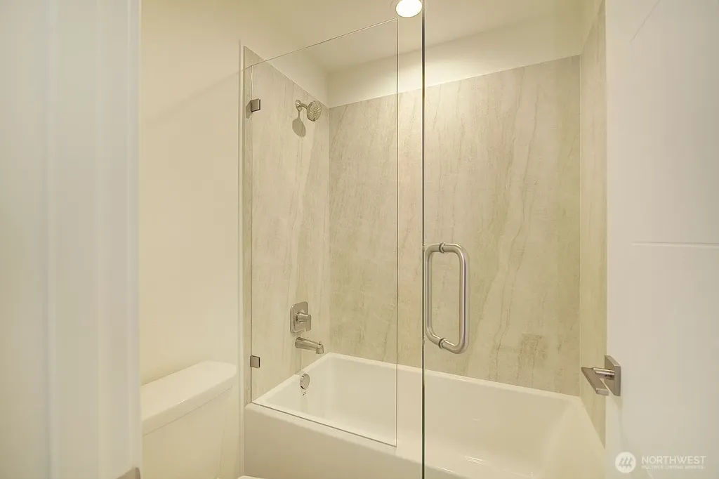 865 Front Street S Issaquah WA 98027