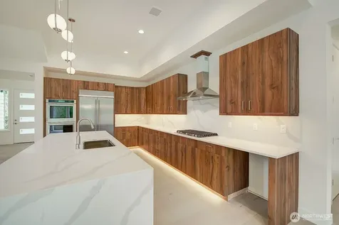 865 Front Street S Issaquah WA 98027