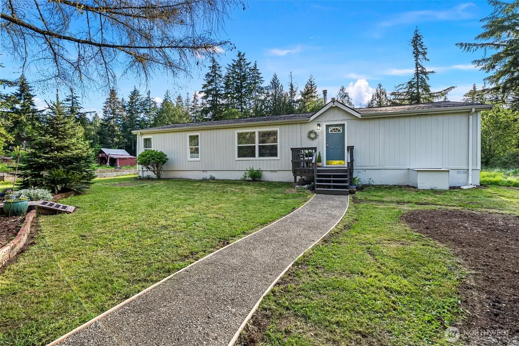 18618 27th Street NW Lakebay WA 98349
