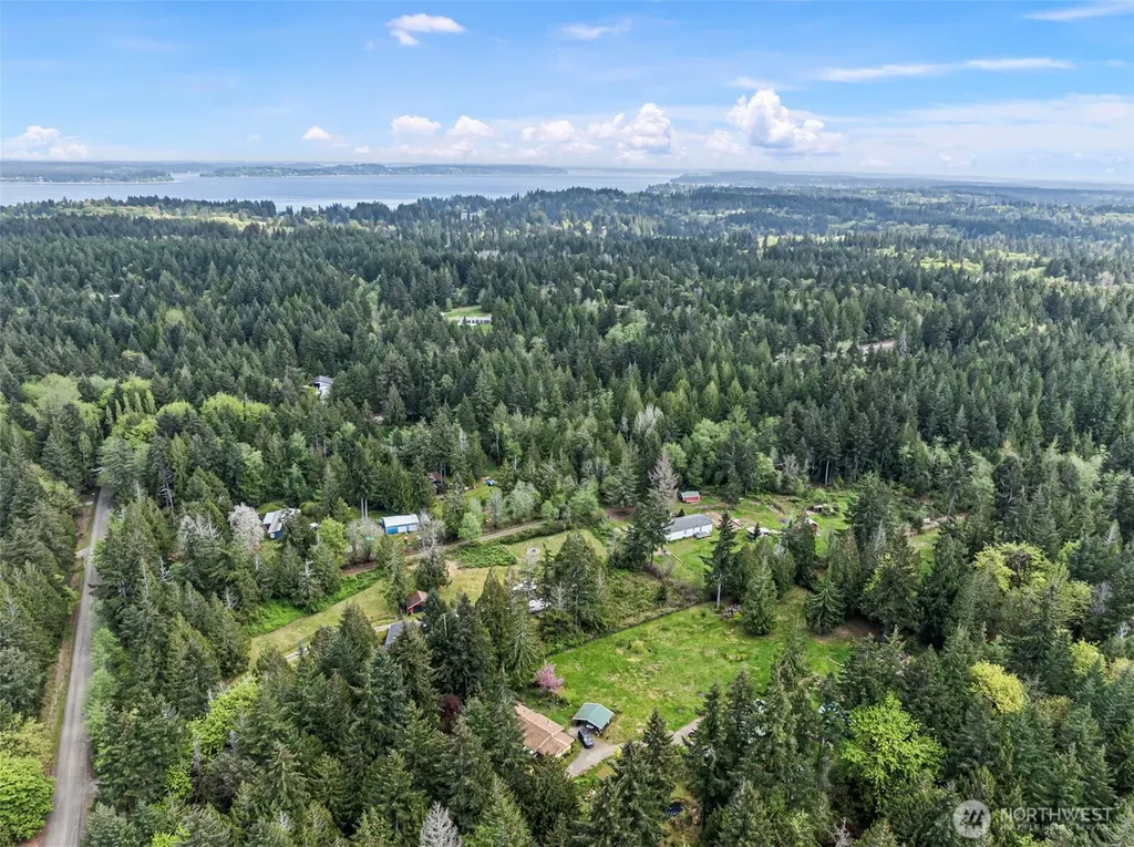 18618 27th Street NW Lakebay WA 98349