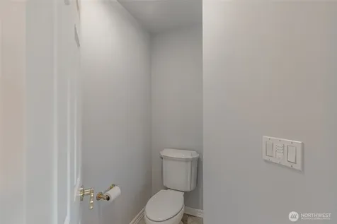 5207 77th Court W University Place WA 98467