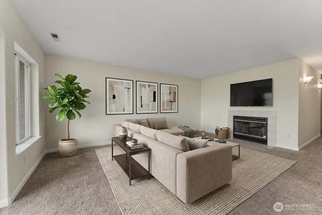 2305 W Woodin Avenue Chelan WA 98816