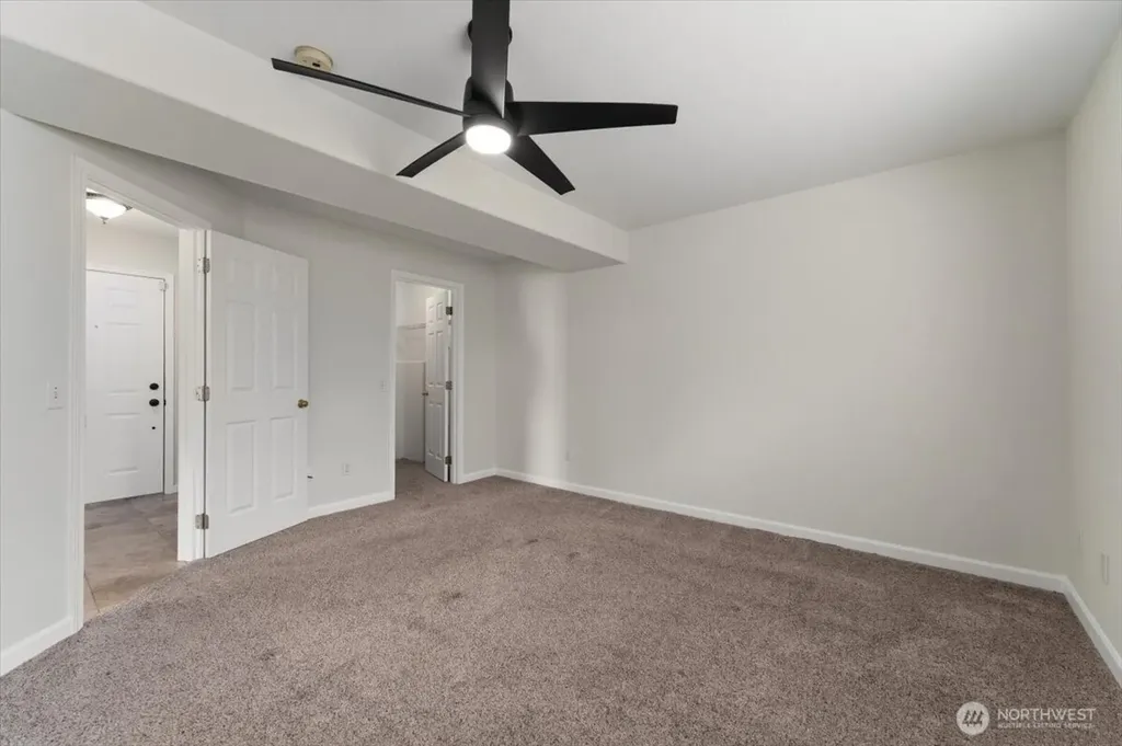 2305 W Woodin Avenue Chelan WA 98816