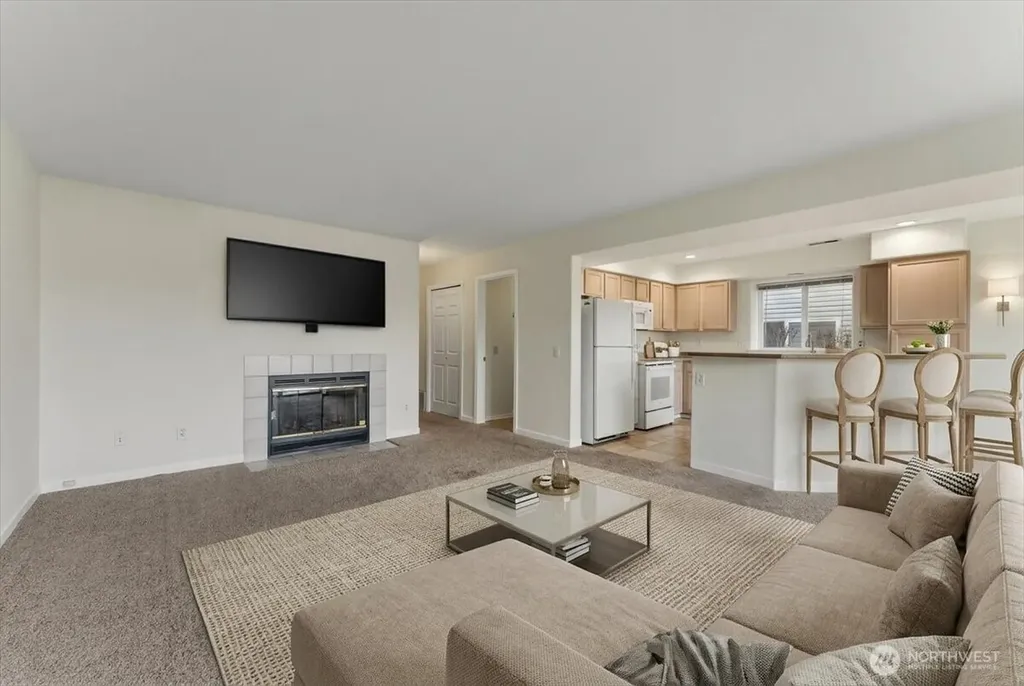 2305 W Woodin Avenue Chelan WA 98816