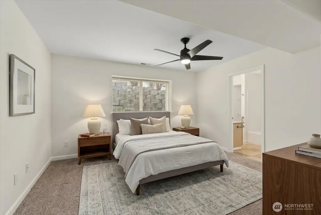 2305 W Woodin Avenue Chelan WA 98816
