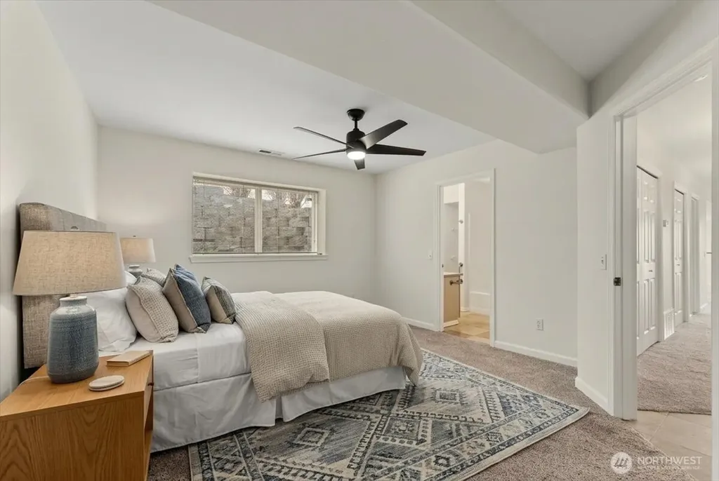 2305 W Woodin Avenue Chelan WA 98816