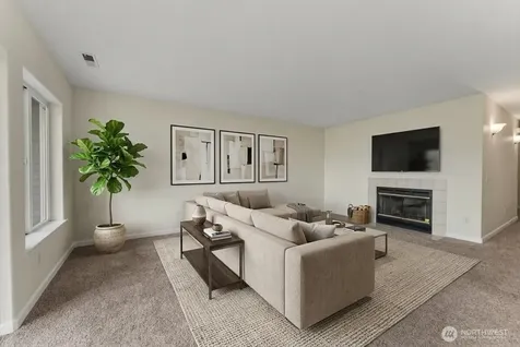 2305 W Woodin Avenue Chelan WA 98816