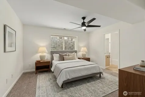 2305 W Woodin Avenue Chelan WA 98816