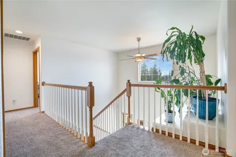 2209 28th Street SE Puyallup WA 98372