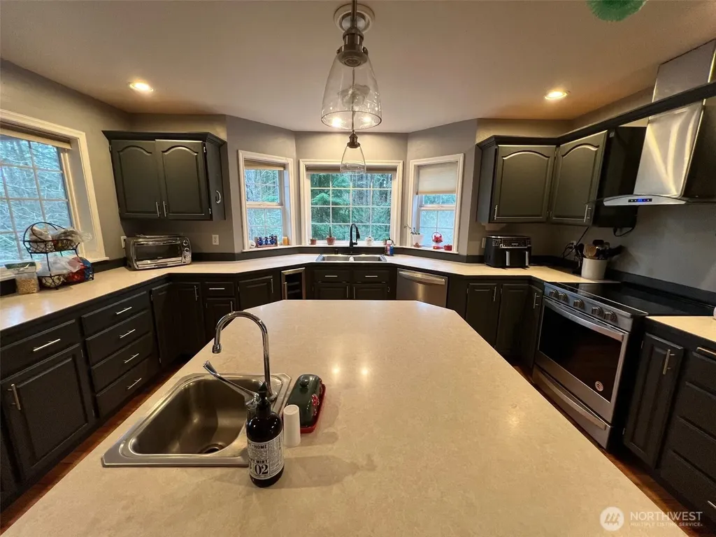 8920 State Route 302 NW Gig Harbor WA 98329