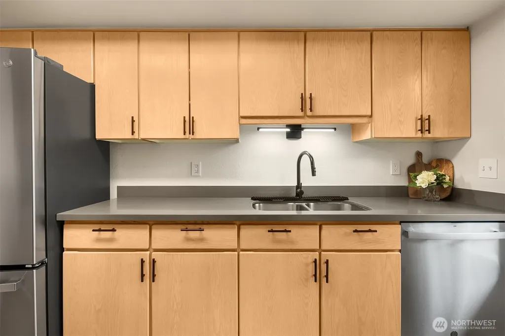 4707 W Lake Sammamish Parkway SE Issaquah WA 98027