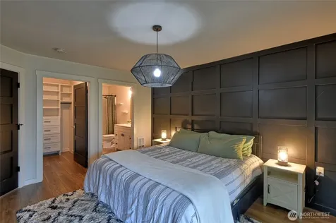 8833 1st Street NE Lake Stevens WA 98258