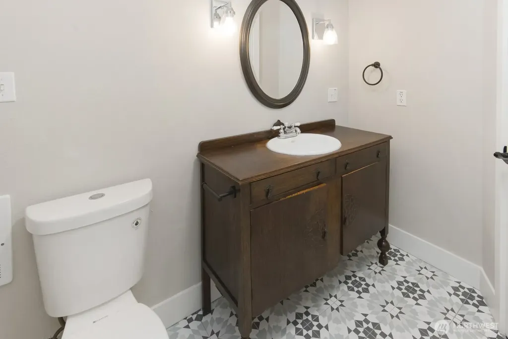 15002 Willow Road SE Port Orchard WA 98367