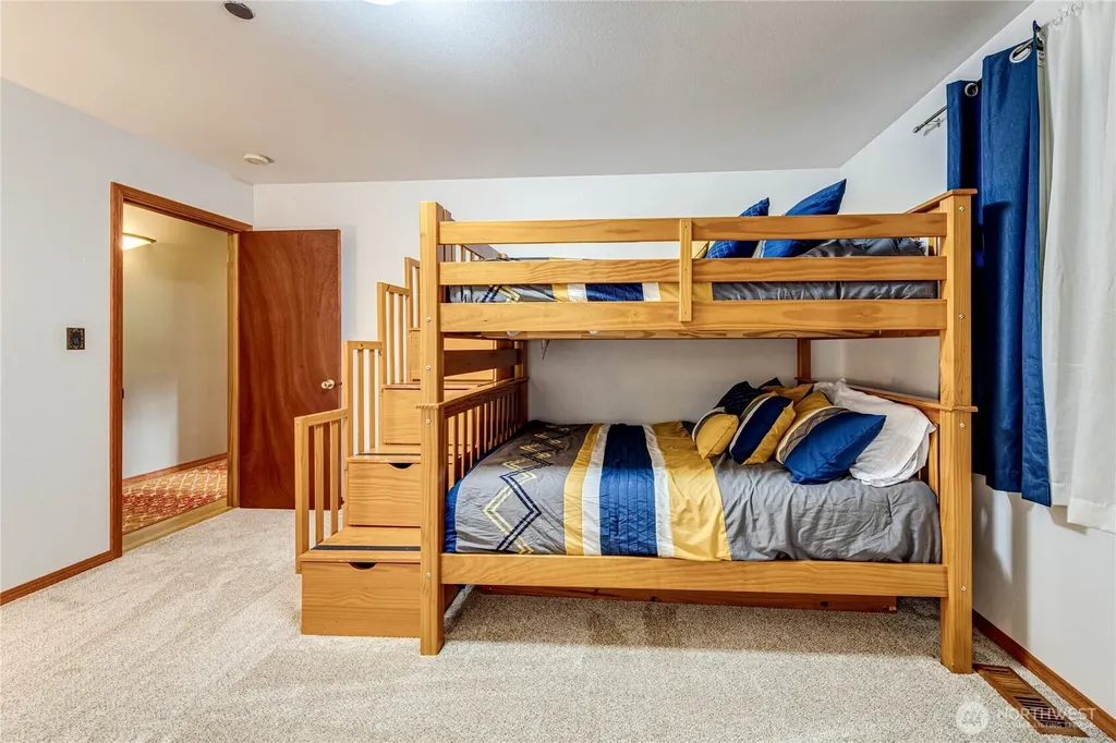 73 Ross Lane Port Angeles WA 98363