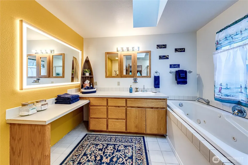 73 Ross Lane Port Angeles WA 98363