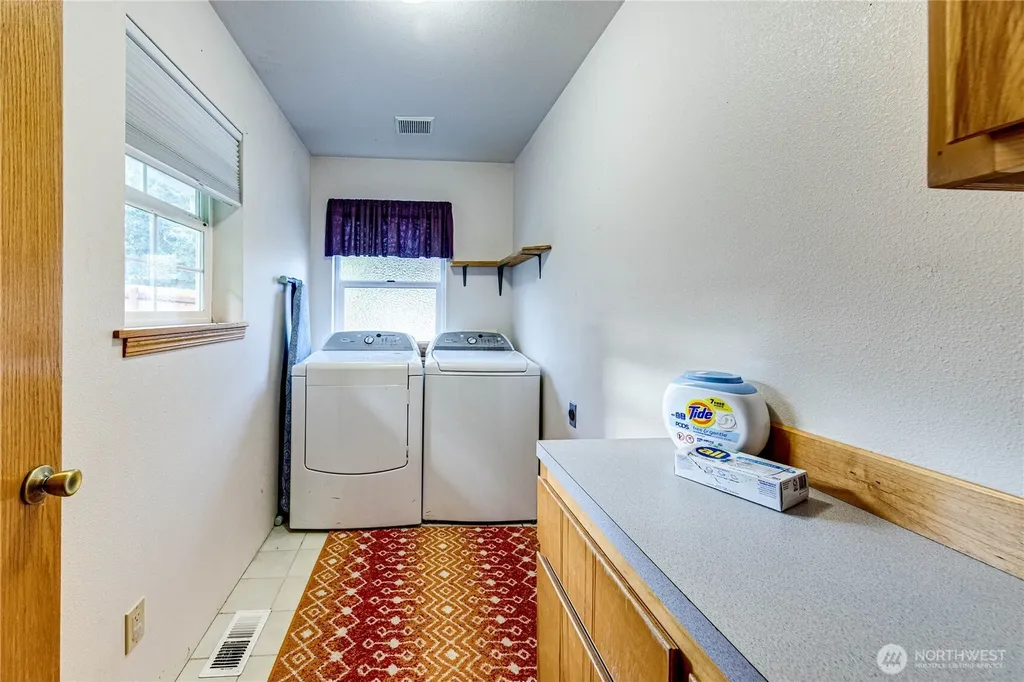 73 Ross Lane Port Angeles WA 98363