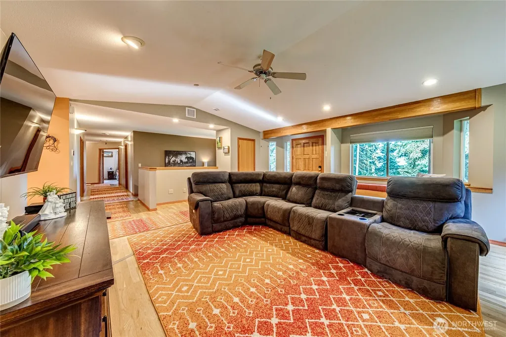 73 Ross Lane Port Angeles WA 98363