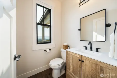 211 Bluebell Court Chelan WA 98816