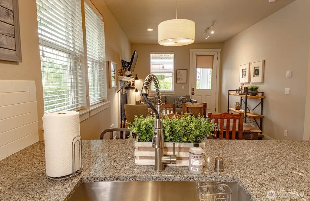 424 Vine Maple Lane SW Ocean Shores WA 98569