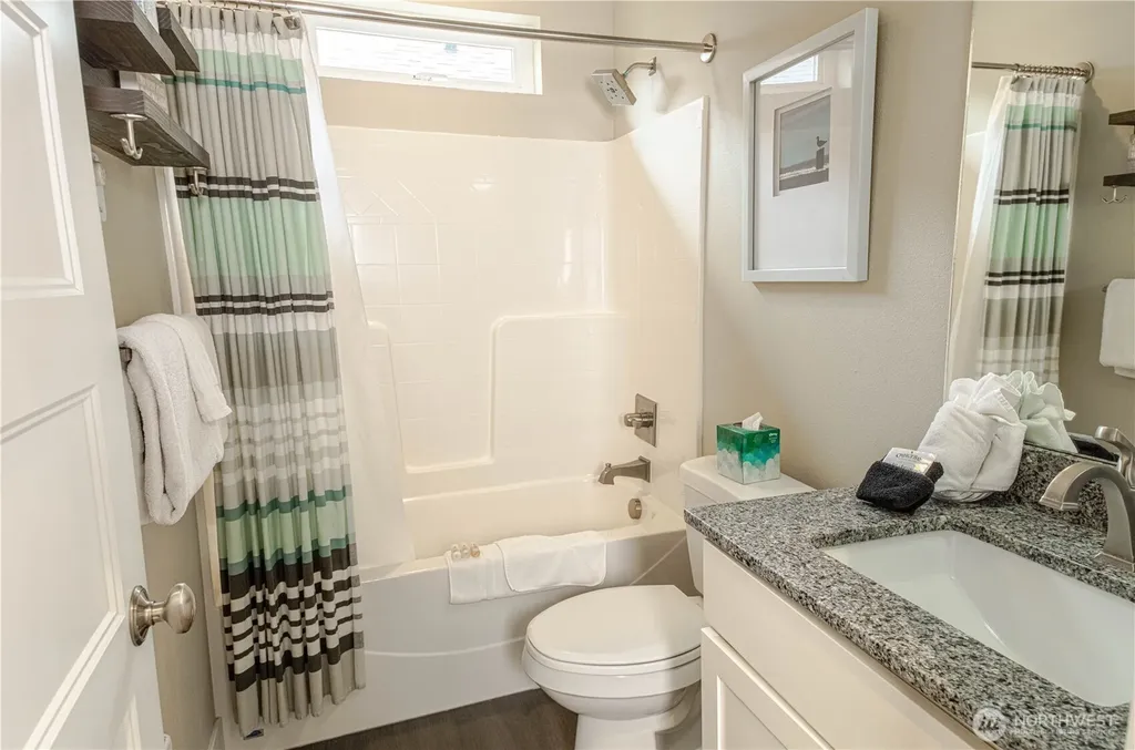 424 Vine Maple Lane SW Ocean Shores WA 98569