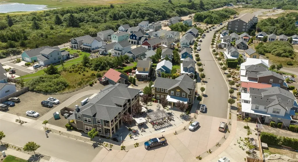 424 Vine Maple Lane SW Ocean Shores WA 98569