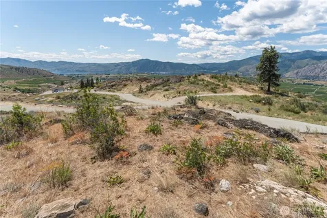 731 Glory View Lane Lot #3 Manson WA 98831