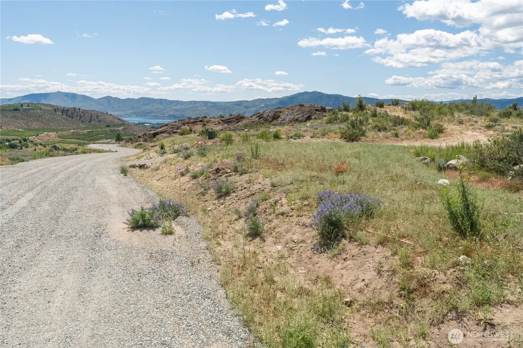 661 Glory View Lane Manson WA 98831