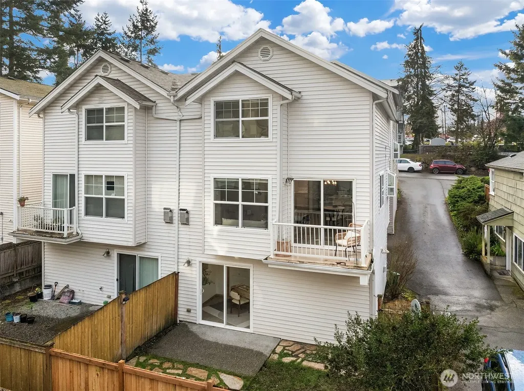 14338 Lenora Place N Seattle WA 98133